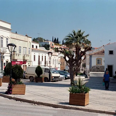 Estudio 55 - No Centro Do Algarve بلوكويم